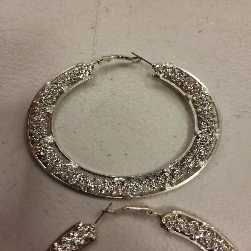 Silver Tone Hoop Earrings Rhinestone Crystal Fashion Jewelry 2‎ Inch Diameter - Picture 3 of 4